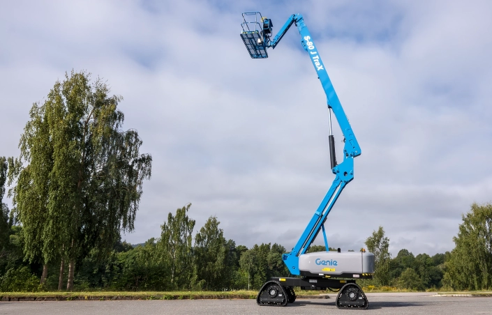 Genie S-80J Trax Genie S-80J Trax