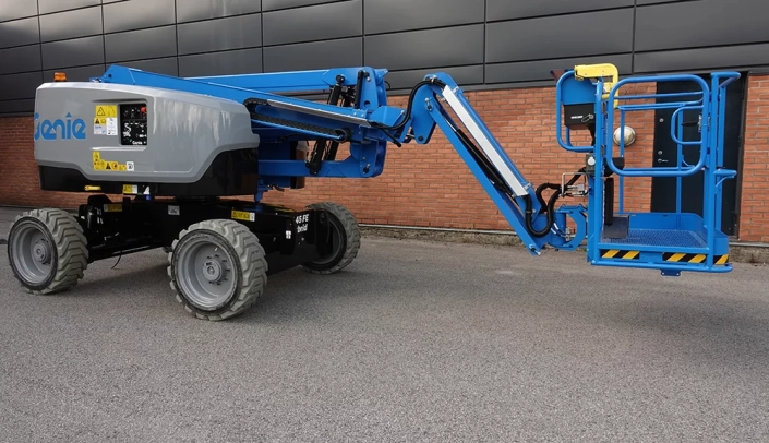 genie-z45fe-hybrid-bomlift-bakkekontroll-1 genie-z45fe-hybrid-bomlift-bakkekontroll