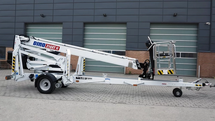 dino-210xt-2-tilhengermontert-lift