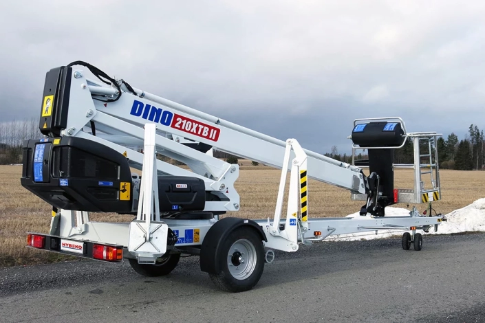 dino-210xtb-2-tilhengermontert-lift-batteridreven