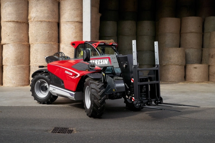 Faresin 732C teleskoptruck med gaffelbord