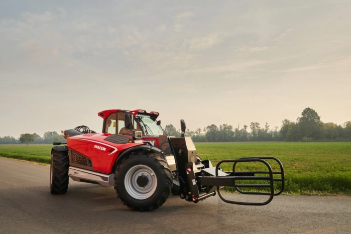 Faresin 732C teleskoptruck med utstyr for landbruk